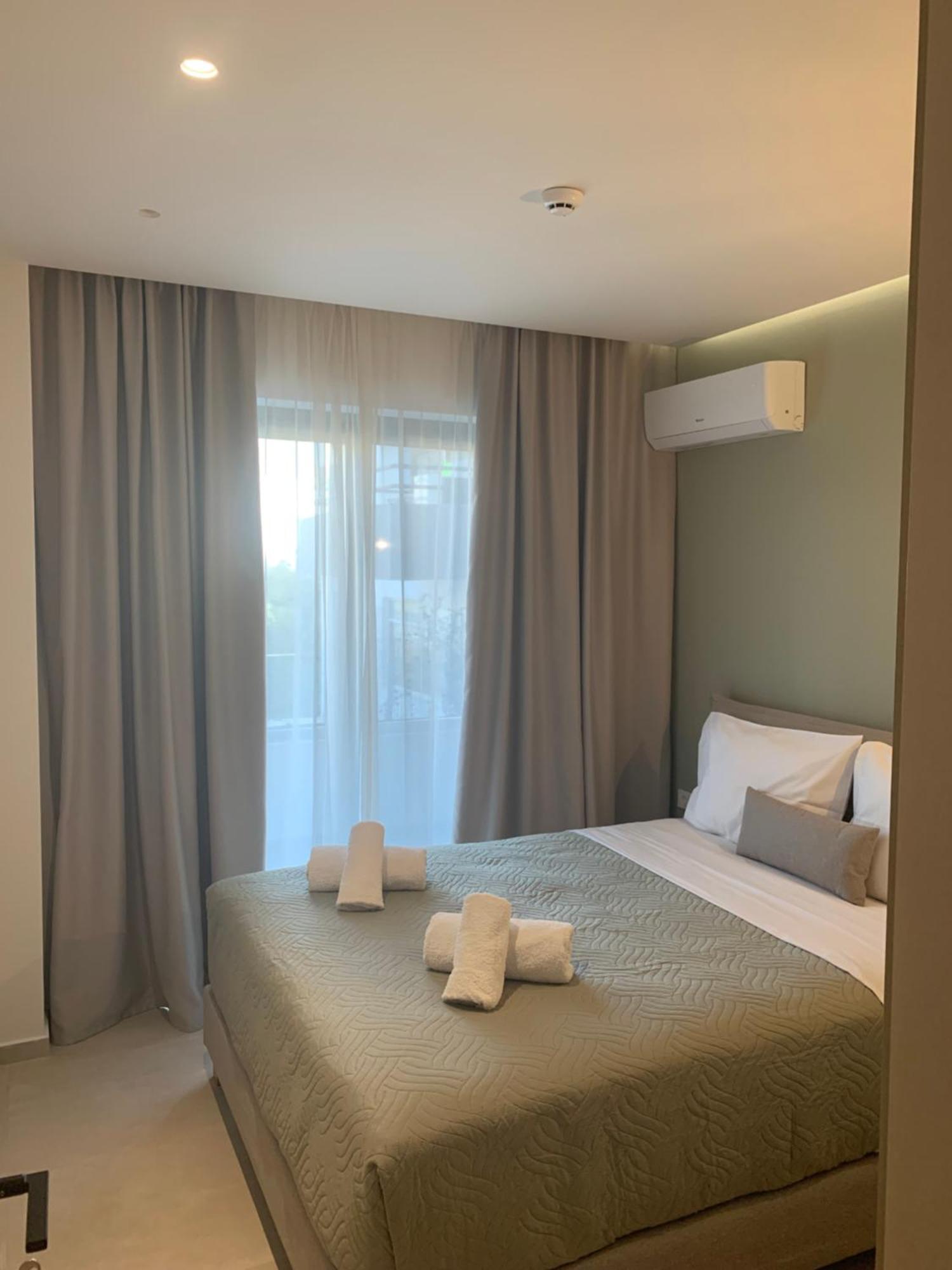 Celine Luxury Apartments & Suites Agios Nikolaos  Luaran gambar