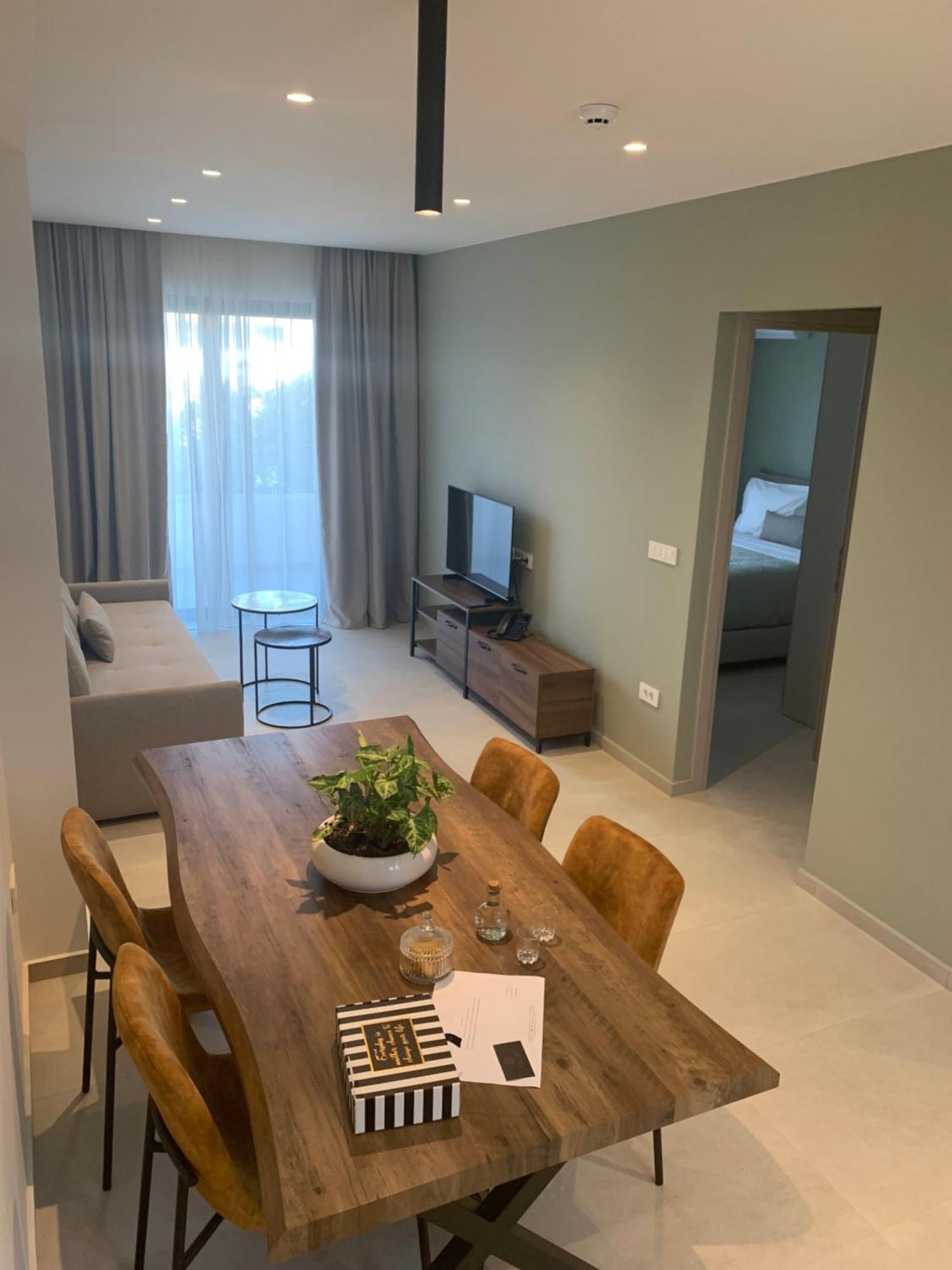 Celine Luxury Apartments & Suites Agios Nikolaos  Luaran gambar